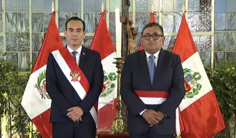 Lee más sobre el artículo Nuevo titular en el MINEM: Luis Enrique Bravo asume funciones