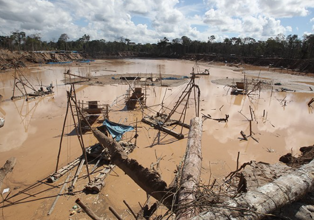 En este momento estás viendo Nuevas disposiciones penales sobre minería ilegal entran en vigencia