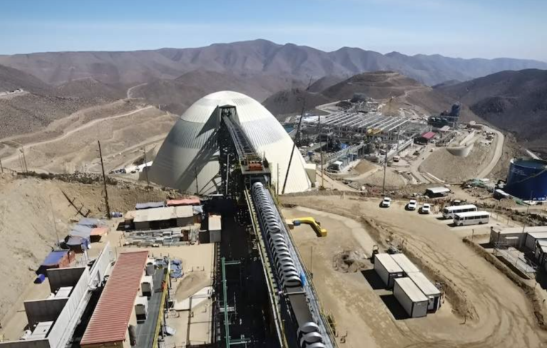 Lee más sobre el artículo Quellaveco apunta a utilidades récord tras sólido desempeño operativo en 2025