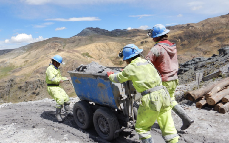 Lee más sobre el artículo Seis partidos políticos plantean reformar o eliminar el REINFO en sus planes de gobierno