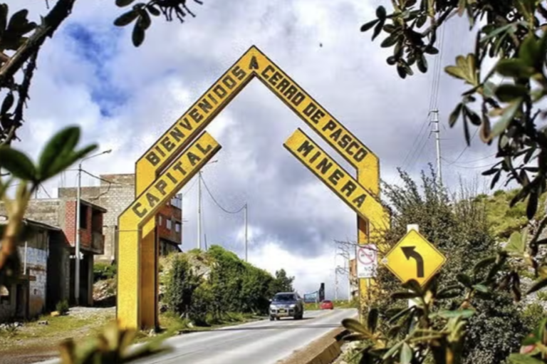 Lee más sobre el artículo Gobierno Regional de Pasco promulga primer reglamento de fiscalización de seguridad y salud ocupacional para la pequeña minería y minería artesanal de la región