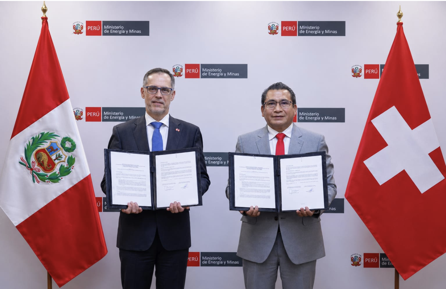 En este momento estás viendo Perú y Suiza fortalecen cooperación para promover una cadena de valor del oro responsable