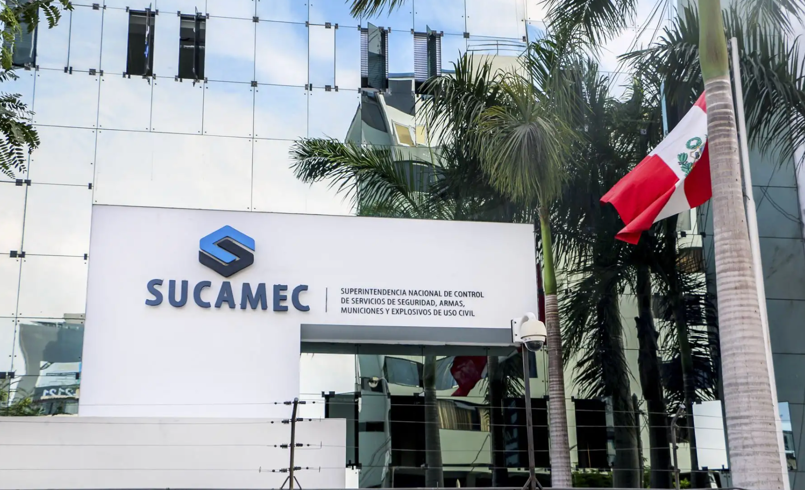 En este momento estás viendo SUCAMEC renovó masivamente su cuadro directivo: doce cargos designados bajo el Superintendente Eswin Manay Guerrero